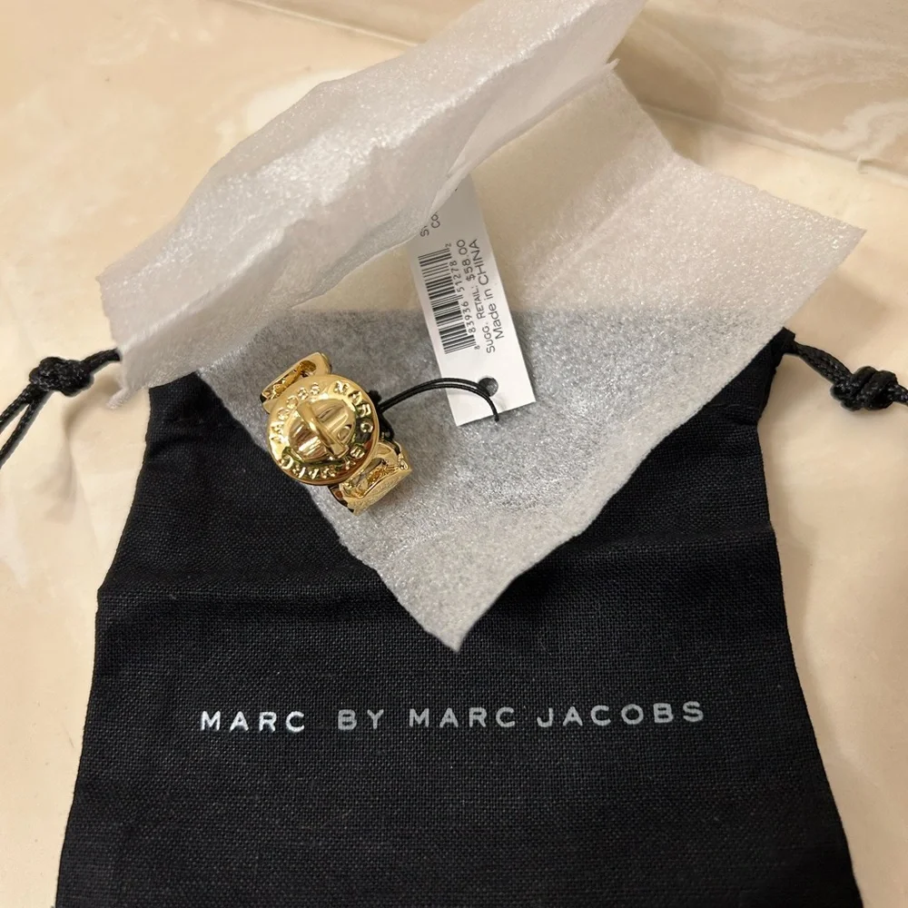 MARC BY MARC JACOBS - Turn Lock Ring